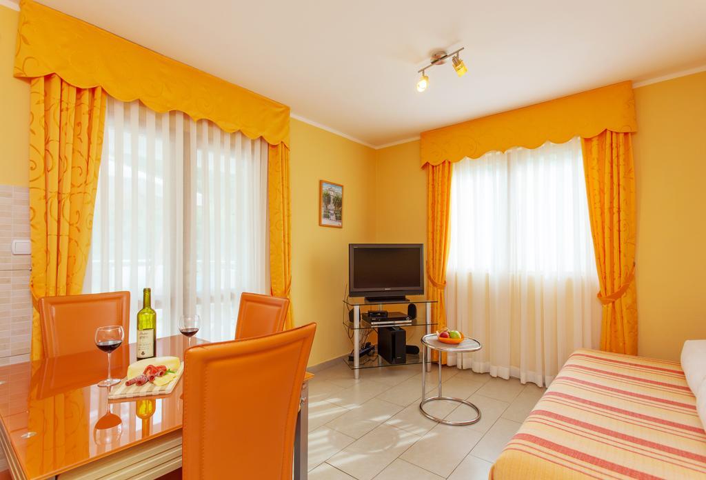 Djurovic Apartments Montenegro Kotor Eksteriør bilde