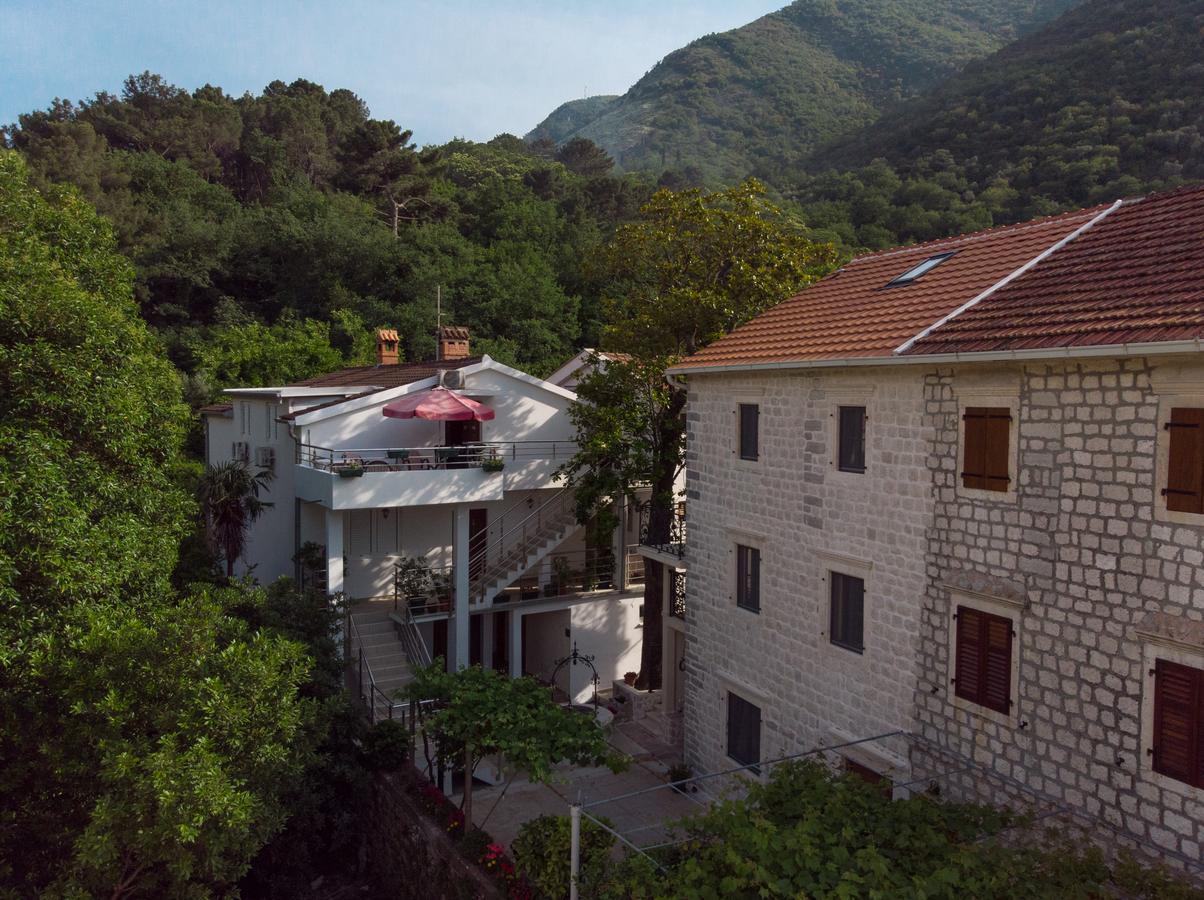 Djurovic Apartments Montenegro Kotor Eksteriør bilde